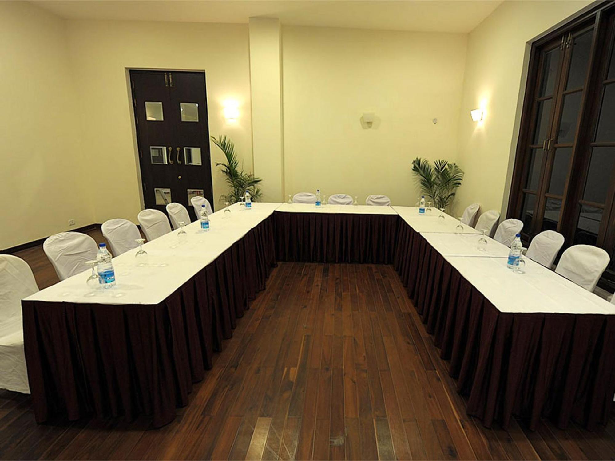 Amritara Ambatty Greens Resort Virajpet Exterior photo