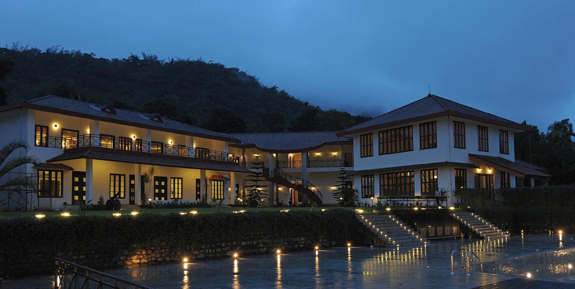 Amritara Ambatty Greens Resort Virajpet Exterior photo