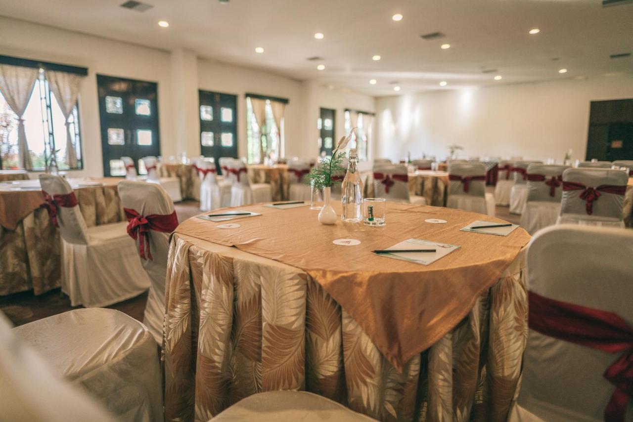 Amritara Ambatty Greens Resort Virajpet Exterior photo
